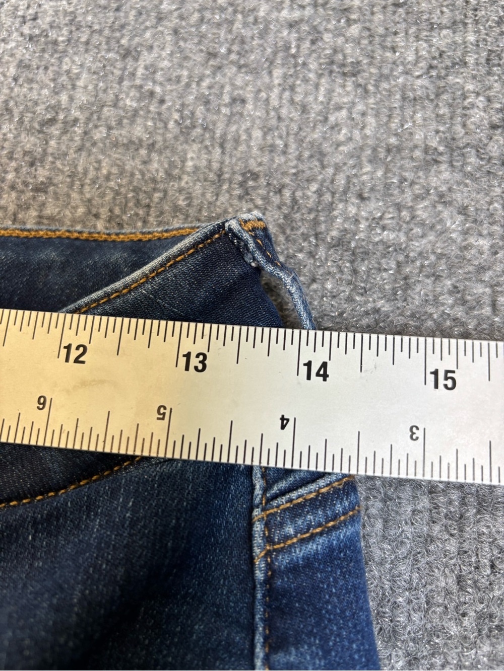 NYDJ Marilyn Straight Jeans Size 4 Quinn Blue Lift Tuck Stretch Denim EUC - Picture 6 of 11